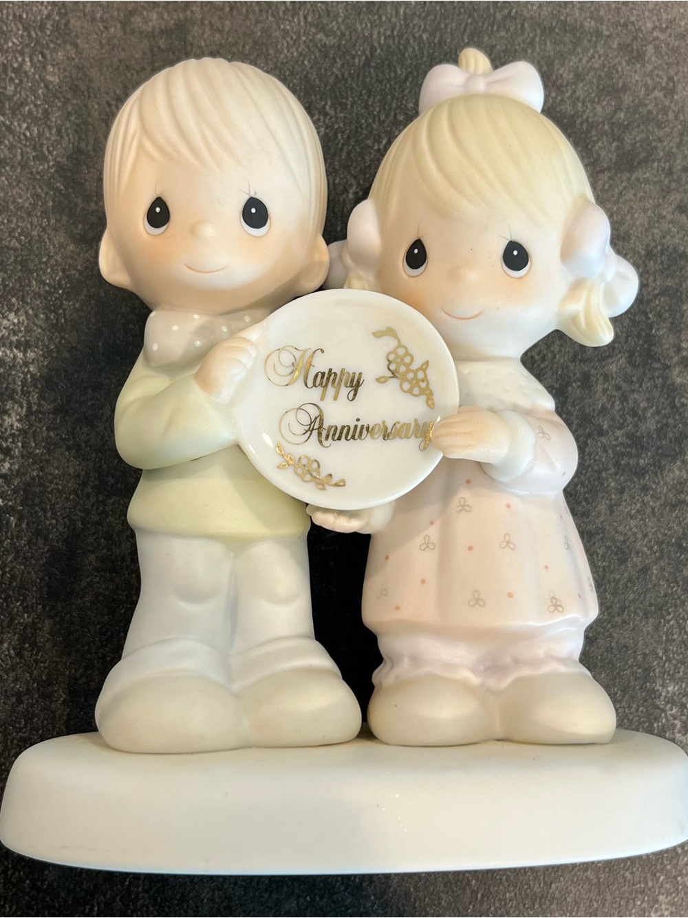 Precious Moments porcelain figurine, Happy Anniversary